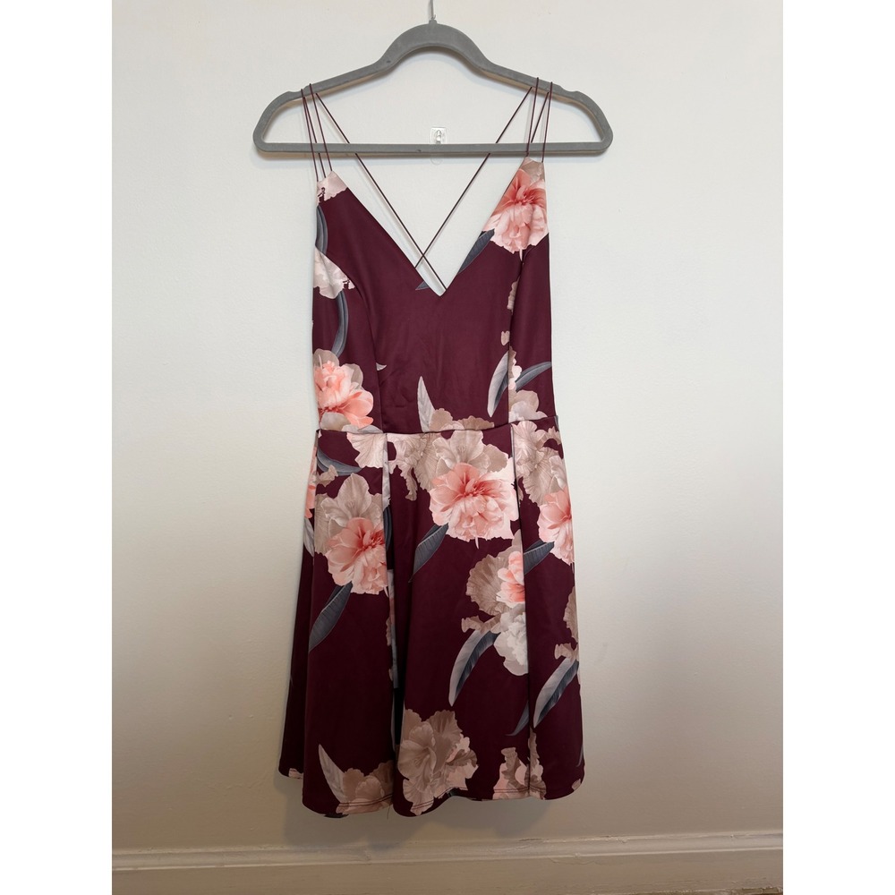Charlotte Russe Burgundy Floral Skater Dress Strappy Back V-Neck Wedding Guest M